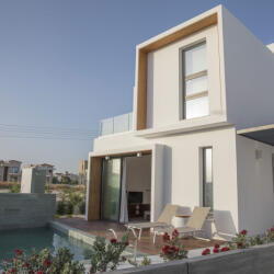 Laurus Luxury Villas